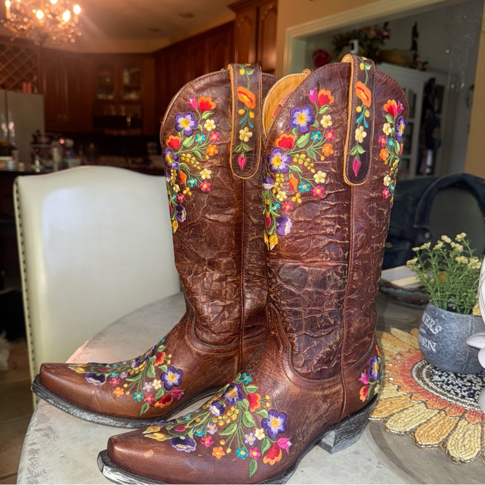 Old Gringo Brown Leather Western Boots with Multicolor Floral Embroidery